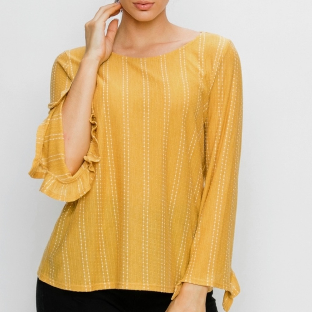 W5 ANTHROPOLOGIE dotted ruffle sleeves top women’s Size Small